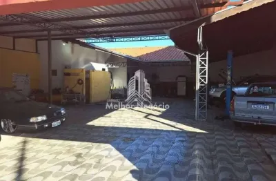 Casa à venda, Vila Real, Hortolândia, SP.Casa otima pra comercio .Casa com 2 quartos,sala,cozinha e banheiro.Com 6 vagas de garagem .
