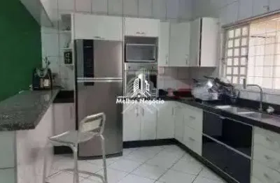 Casa Sobrado com 04 Quartos (1 suíte), à venda no bairro Parque Via Norte em Campinas - SP