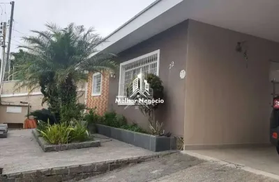 Casa com 03 dormitórios sendo 01 suíte à venda no bairro Parque São Quirino em Campinas.