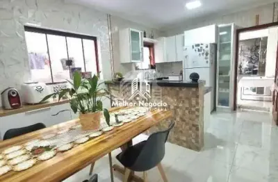 Casa com 3 dormitórios, sendo 1 suíte, à venda em Santa Bárbara d'Oeste.
