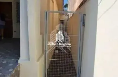 Casa térrea 220m² com 3 dormitórios no bairro Chácara Machadinho em Americana- SP