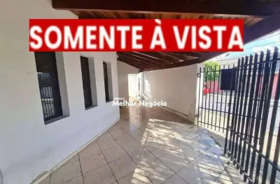 SOMENTE À VISTA - Casa à venda com 3 dormitórios sendo 1 suíte no Parque Residencial Virginio Basso em Sumaré/SP.