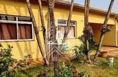 Casa com 3 dormitórios sendo 1 suite à venda no Condomínio Porto do Sol, em Paulínia/SP