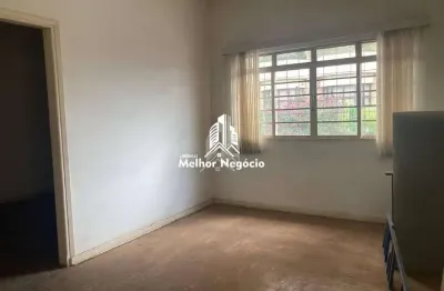 Casa com 03 dormitórios à venda no bairro Cidade Alta, Piracicaba - SP