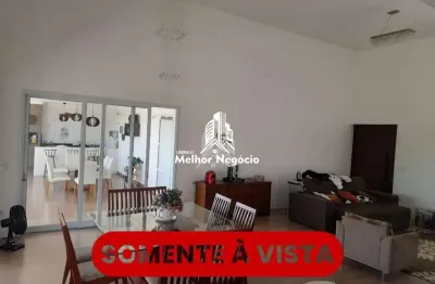 SOMENTE À VISTA - Sobrado com 4 quartos (1 suíte) à venda em Sumaré - SP