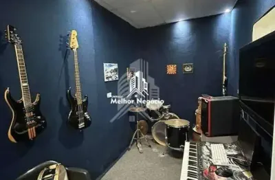 Casa com 2 dormitórios à venda em Piracicaba. Casa localizado no bairro Santa Terezinha em Piracicaba/SP