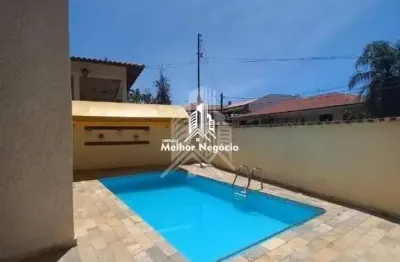 Casa à venda com 5 dormitórios( duas suítes) e 5 banheiros no Alto do Parque Taquaral-Campinas/SP