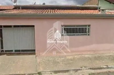 Casa à Venda - 04 Dormitórios no Bairro Dona Edith Campos Fávero, Paulínia - SP