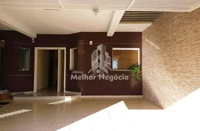 CÓD:RRCA4411 - Casa à venda com 4 dormitórios sendo 1 suíte no bairro Piracicamirim em Piracicaba.