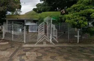 Casa residencial/comercial à venda com 4 quartos (1 suite) 4 banheiros,  localizado no bairro Vila Independência - Piracicaba SP