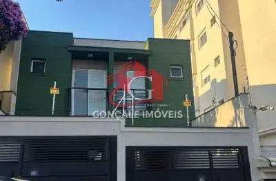 Sobrado à venda na vila paulicéia: 3 suítes, quintal e 2 vagas - r$ 950.000