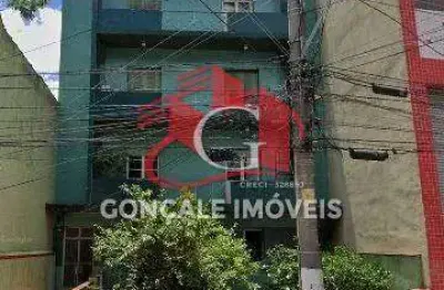 Imóvel comercial no canindé, com 300m2 de terreno e 800m de construção