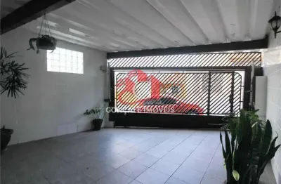 Casa térrea com 3 dormitórios e 2 vagas na vila isolina mazzei – r$ 850.000