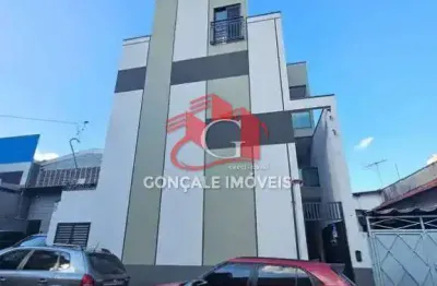 Casa em Condomínio Fechado à Venda em Parada Inglesa - 2 Quartos e Quintal por R$ 315.000