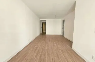 No coração da tijuca - infra completa e segurança 24hs - novo e perto de tudo que precisa para viver