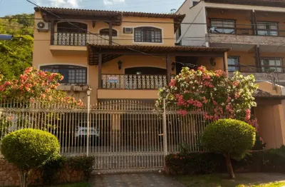 Casa de 5 quartos em condomíniovila das acácias, em vila valqueire, rio de janeiro/rj