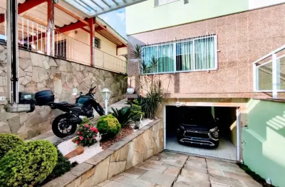 Casa a venda no tucuruvi em são paulo com 3 quartos e 3 vagas de garagem