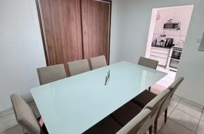Casa a venda na vila augusta em guarulhos com 02 quartos, 2 vagas de garagem e quintal com churrasqueira