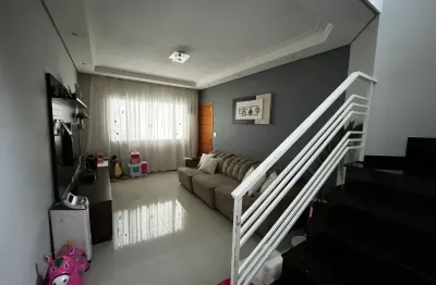 Casa a venda no jardim bela vista em guarulhos com 3 quartos, 4 vagas de garagem e quintal com churrasqueira