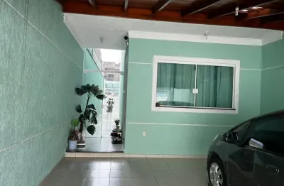Casa a venda no jardim bela vista em guarulhos com 3 quartos, 4 vagas de garagem e quintal com churrasqueira