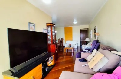 Apartamento a venda no centro de guarulhos com 3 quartos, suíte, 2 vagas de garagem e varanda