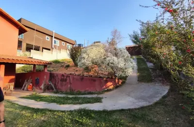 Casa a venda em mairiporã com 1.000m² - 2 quartos, 2 banheiros e piscina privativa!