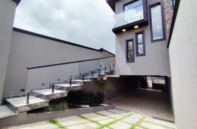 Casa a venda em itaquaquecetuba com 3 quartos, suíte e 8 vagas de garagem!