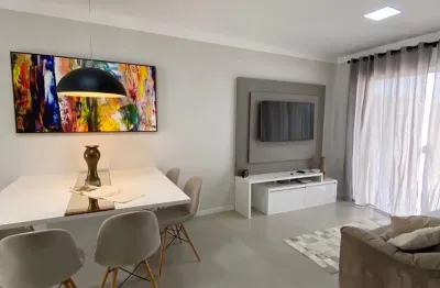 Oportunidade na praia de mariscal! sobrado com 2 casas mobiliadas , para investimento ou moradia!