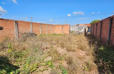 Terreno à venda no Jardim Campos Prado, Brotas 