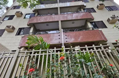 Apartamento com 2 quartos e 2 vagas de garagem à venda, 61m² - zona 07 - ampla área externa privativa
