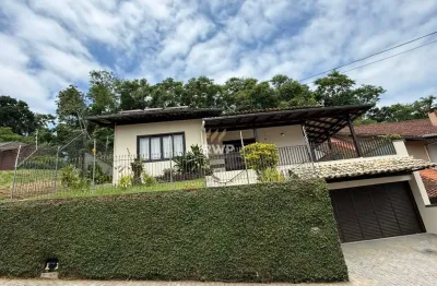 Casa com 4 quartos à venda na Escola Agrícola, Blumenau , 267 m2 por R$ 750.000