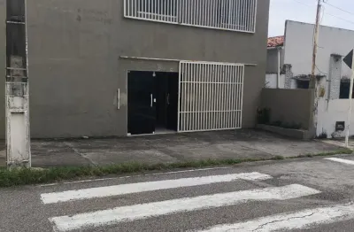 Aluga-se prédio comercial na principal avenida do bairro nordeste