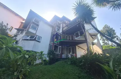 Casa com 3 quartos à venda na rua desembargador nicolau mary júnior, camboinhas, niterói, 250 m2 por r$ 2.000.000