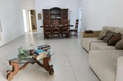 Casa com 9 quartos à venda na rua alzira vargas do amaral peixoto, baldeador, niterói, 400 m2 por r$ 700.000