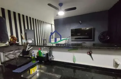 Apartamento com 2 quartos à venda na rua benjamin constant, santana, niterói, 67 m2 por r$ 220.000