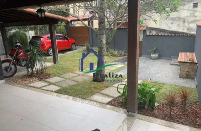 Casa com 3 quartos à venda na Travessa Agenor Ribeiro, Porto da Madama, São Gonçalo, 135 m2 por R$ 450.000