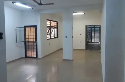 Casa para alugar na Rua Capitão João Gomide, 243, Vila Aurora, São José do Rio Preto por R$ 6.000