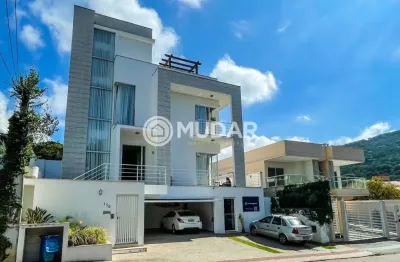 Linda casa na lagoa da conceição com vista deslumbrante