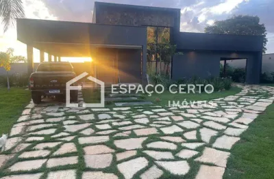 Chácara / sítio com 3 quartos à venda na Praça José Lobo, s/n, Centro, Bela Vista de Goiás