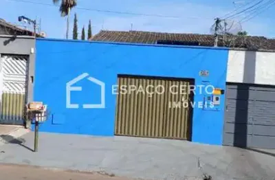 Casa com 2 quartos para alugar na Rua RC 15, 00, Residencial Canadá, Goiânia