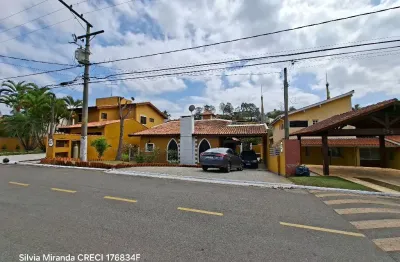 Casa térrea em condomínio com clube. granja viana km 28!