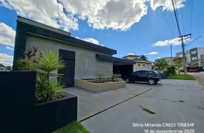 Casa em condomínio fechado com 4 quartos para alugar no Golf Gardens, Carapicuíba 