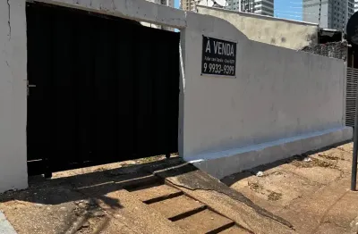 Casa à Venda no Bairro Jardim Europa, próximo a Unic; 250m de terreno e 150m de área construída