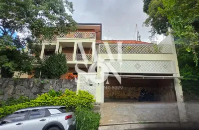 Vende-se Sobrado de 810 m² no Morumbi - 5 Suítes, sendo 2 Master - Jardim Guedala - São Paulo (SP) - Valor de Venda: R$ 2.500.000,00