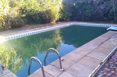 Casa para alugar  ou  vender  no pechincha com  piscina ,5  quartos tipo chácara no pechincha, com edícula e  grande área de lazer