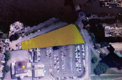 Descrição dos diversos terrenos e bairros como barra da tijuca -  recreio  -  região olímpica  da barra - jacarepaguá área nobre e área industrial .