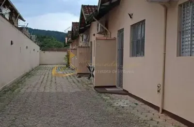 Casa em condomínio a venda com 2 quartos na martim de sá - caraguatatuba / sp