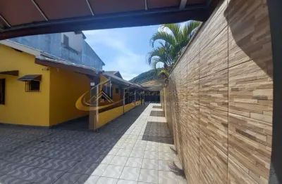 Casa com 2 quartos à venda no Sumaré, Caraguatatuba 