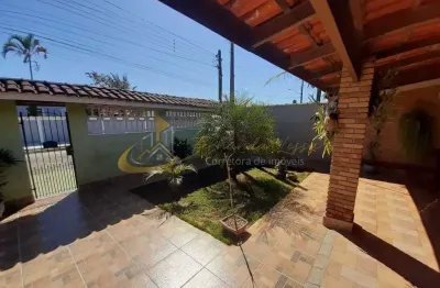 Oportunidade única: casa espaçosa e completa com terreno amplo - pontal santa mariana - caraguatatuba-sp