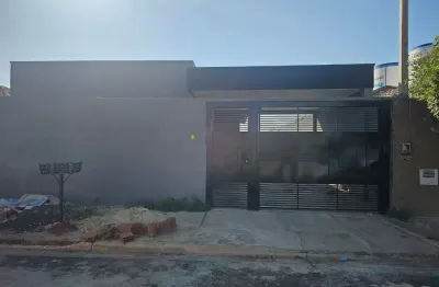 Ótima casa disponivel para venda no residencial dignidade